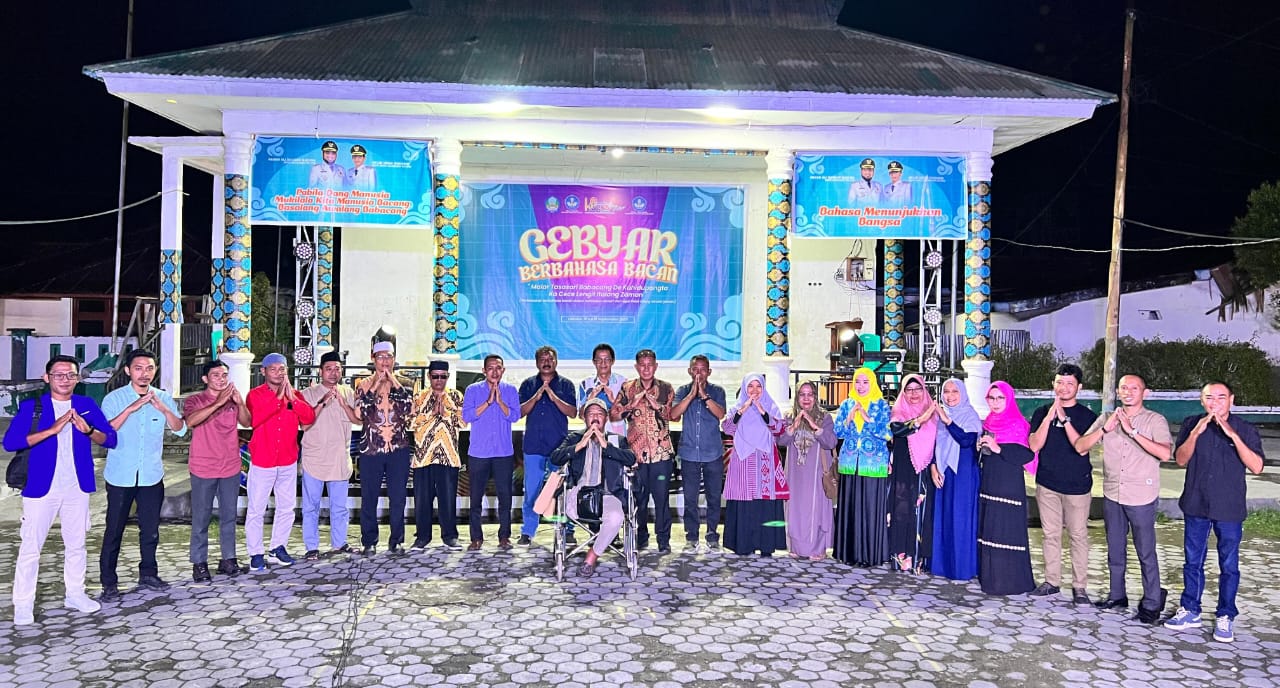 Wakil Bupati Halsel Saat Menutup Acara Gebyar Berbahasa Bacan