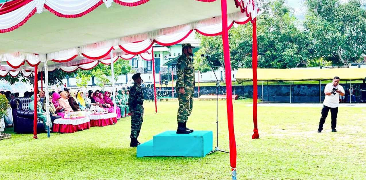 Bupati Bassam Saat Memimpin Upacara HUT TNI ke-80