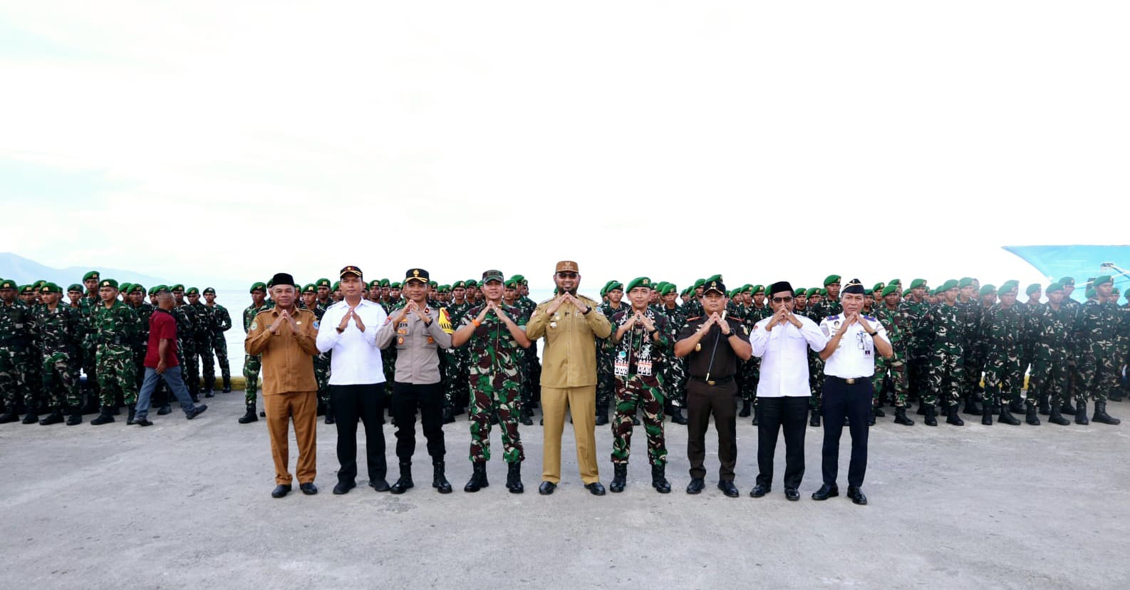 Penyambutan Prajurit TNI Bataliyon 867 Satria Manggasa