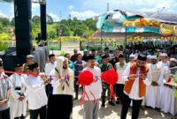 Bupati Bassam Didampingi Sultan Bacan Meresmikan Masjid Desa Kawasi Baru