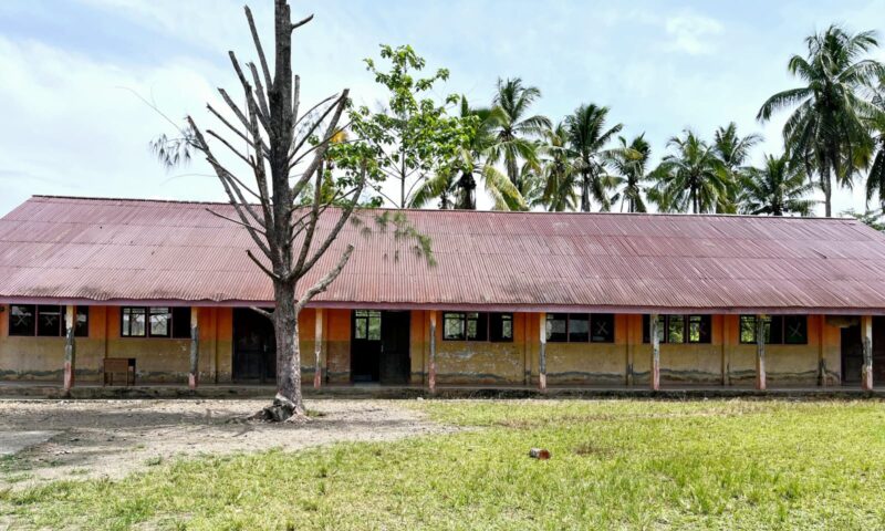 Kondisi Bangunan Sekolah SMPN 39 Halsel Desa Soligi Obi Selatan