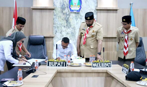 Bupati dan Ketua KPU Halsel Teken Kerjasama NPHD Non-Tahapan Pemilihan Tahun 2026
