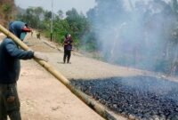 Pengaspalan Lapen Pada Ruas Jalan Dalam Kota Loleojaya Kasiruta Timur